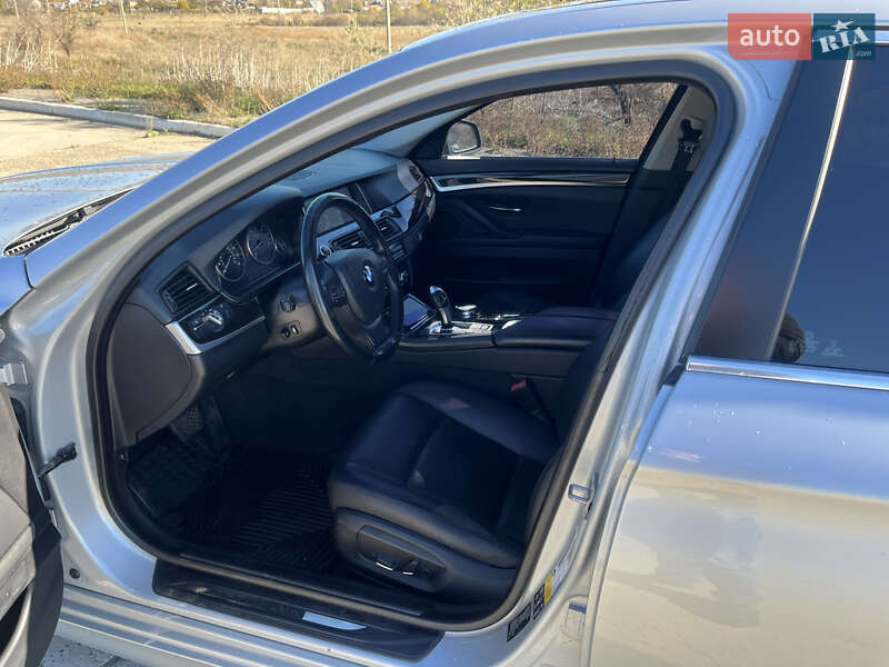 Седан BMW 5 Series 2015 в Новій Одесі