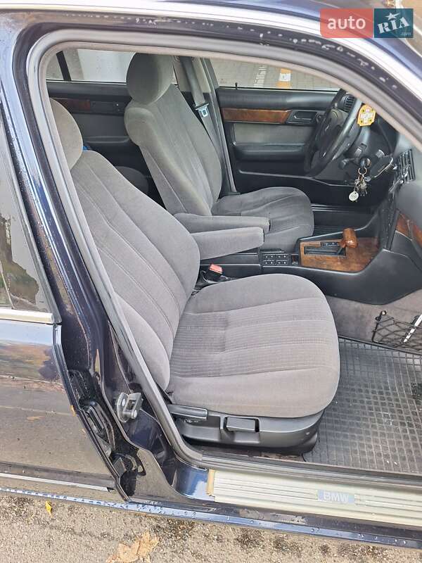 Седан BMW 5 Series 1995 в Киеве