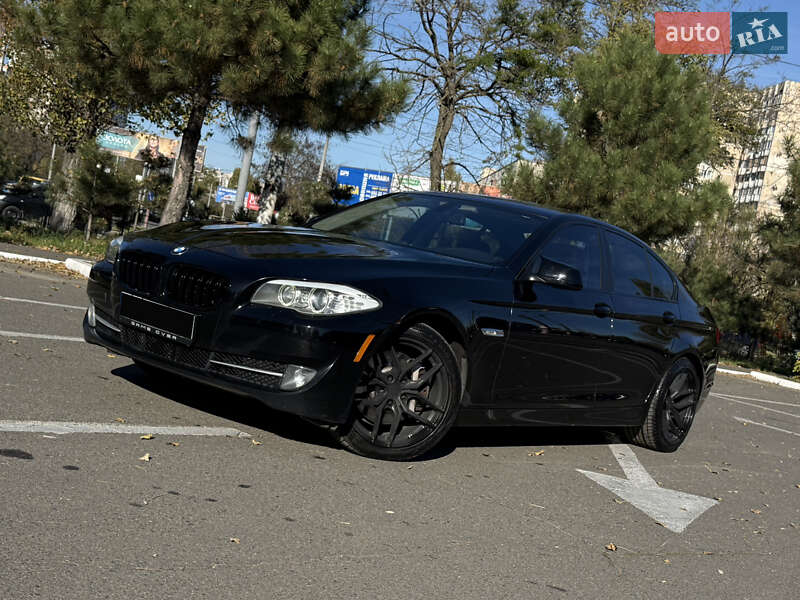 Седан BMW 5 Series 2011 в Одессе