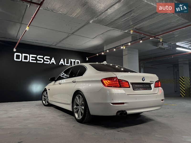 Седан BMW 5 Series 2014 в Одессе