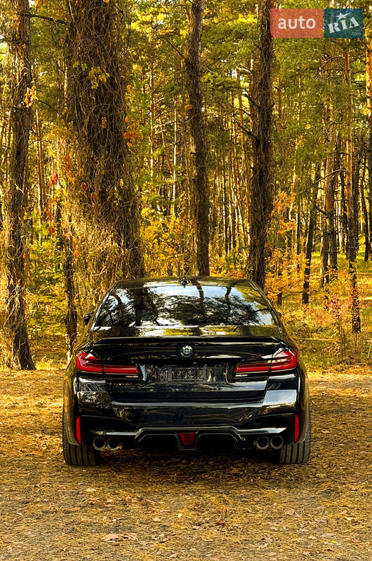 Седан BMW 5 Series 2019 в Киеве