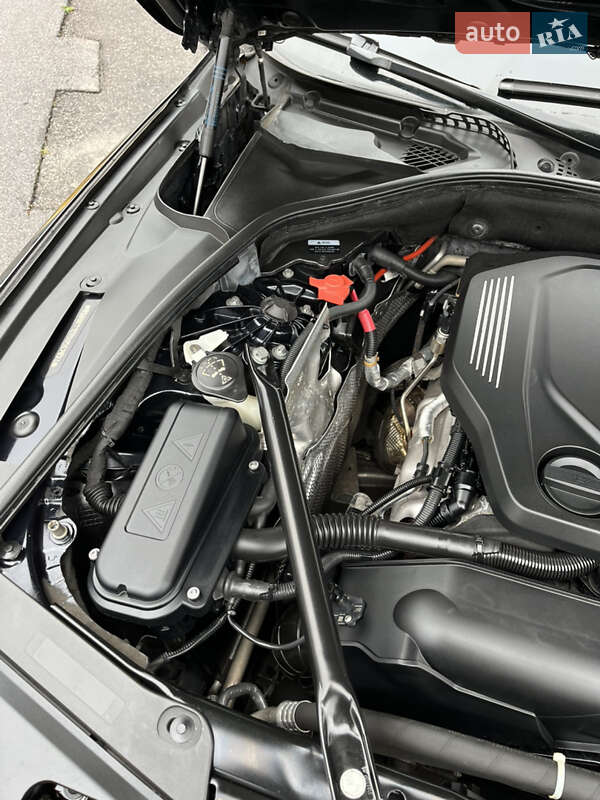 Седан BMW 5 Series 2016 в Виннице