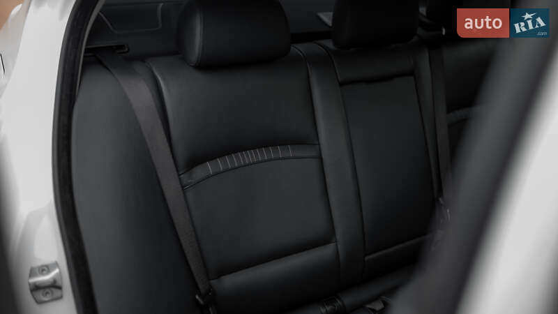 Седан BMW 5 Series 2013 в Черновцах фото 54 Седан BMW 5 Series 2013 в Черновцах