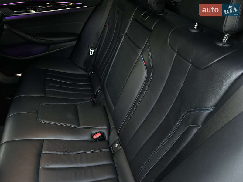 Седан BMW 5 Series 2017 в Николаеве