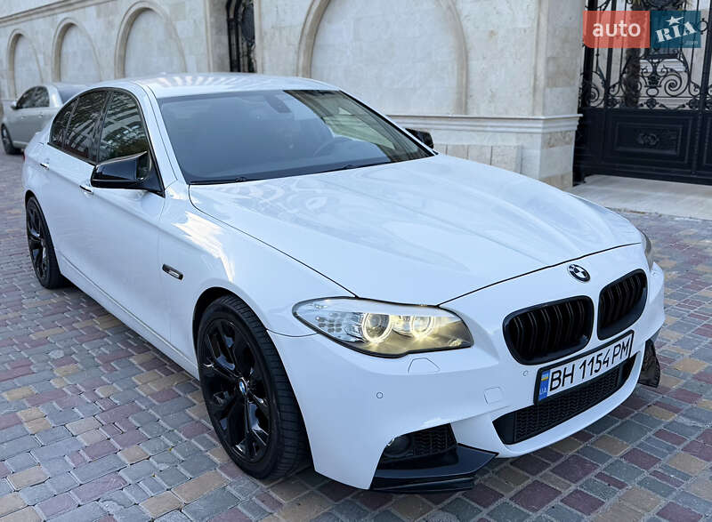 Седан BMW 5 Series 2010 в Одессе