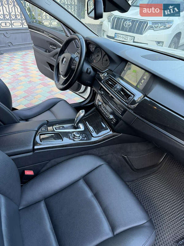 Седан BMW 5 Series 2010 в Одессе