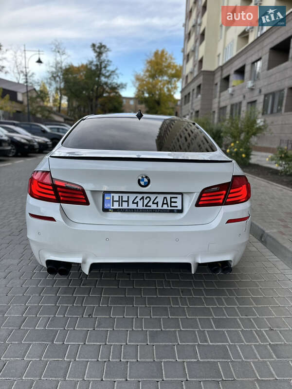 Седан BMW 5 Series 2011 в Одессе