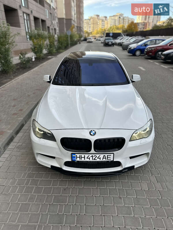 Седан BMW 5 Series 2011 в Одессе