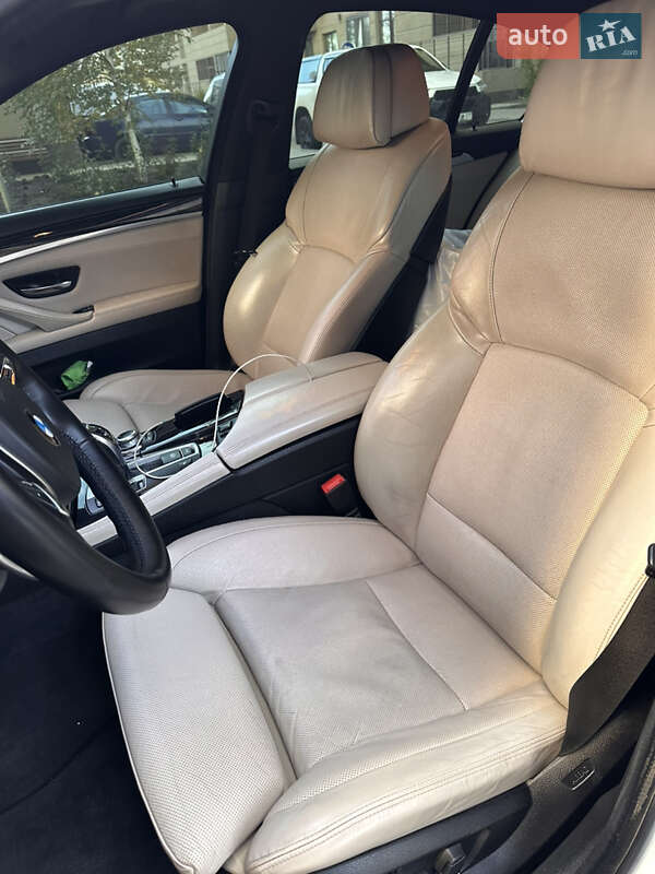 Седан BMW 5 Series 2011 в Одессе