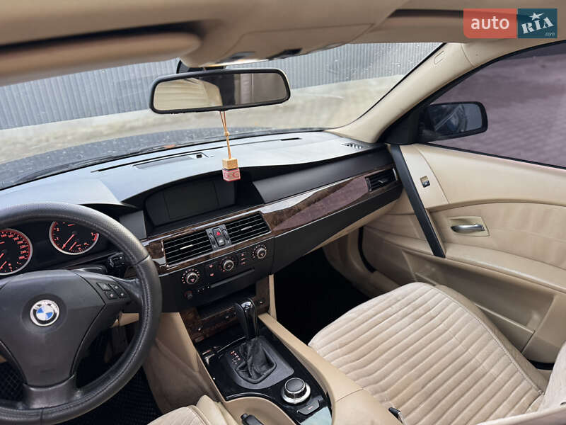 Седан BMW 5 Series 2005 в Летичеве