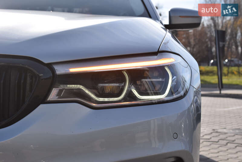 Седан BMW 5 Series 2019 в Киеве