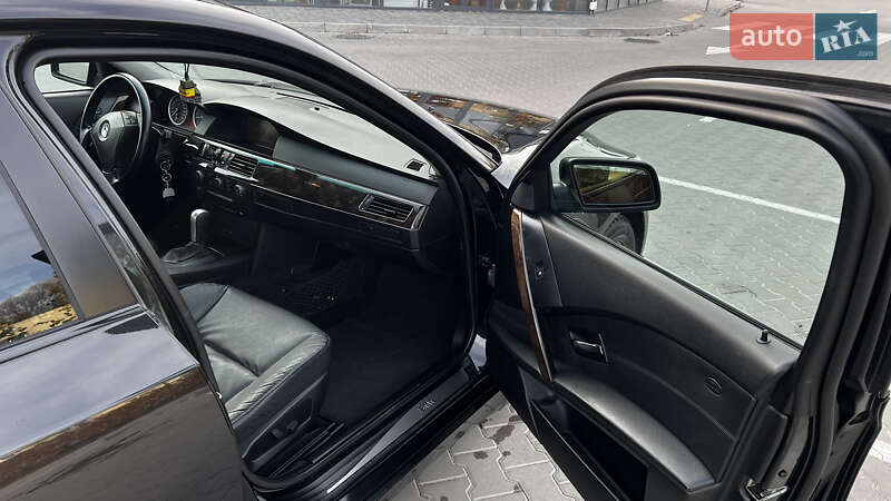 Седан BMW 5 Series 2004 в Хмельницькому