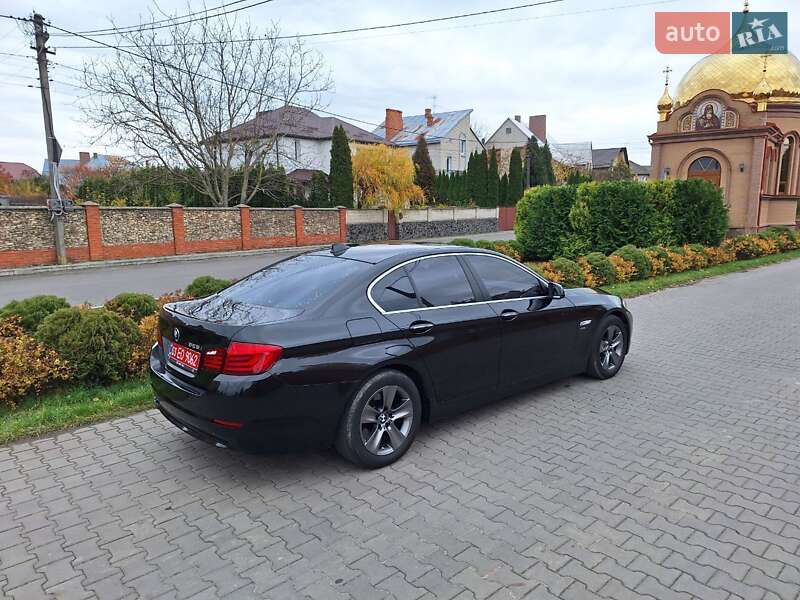 Седан BMW 5 Series 2012 в Луцке