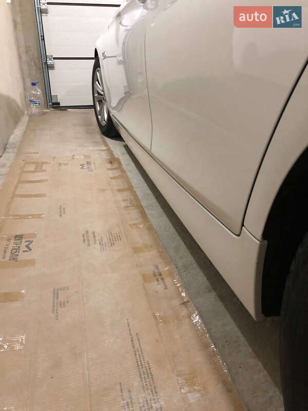 Седан BMW 5 Series 2016 в Ивано-Франковске