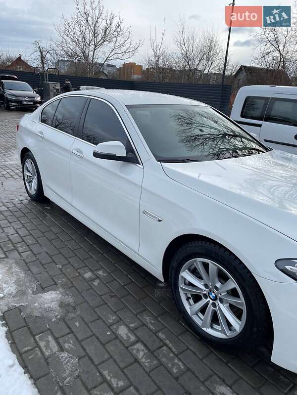 Седан BMW 5 Series 2016 в Ивано-Франковске