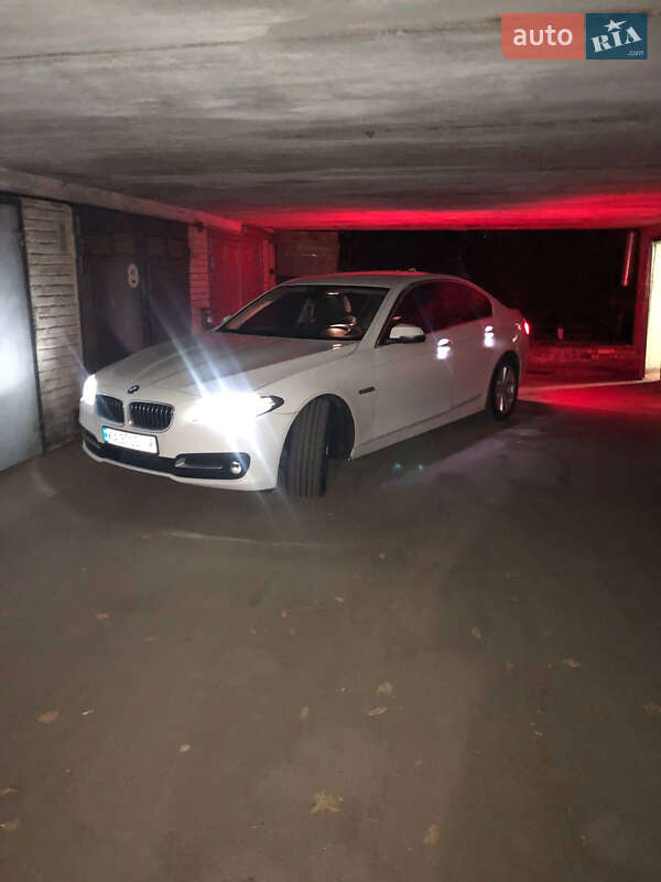 Седан BMW 5 Series 2016 в Ивано-Франковске