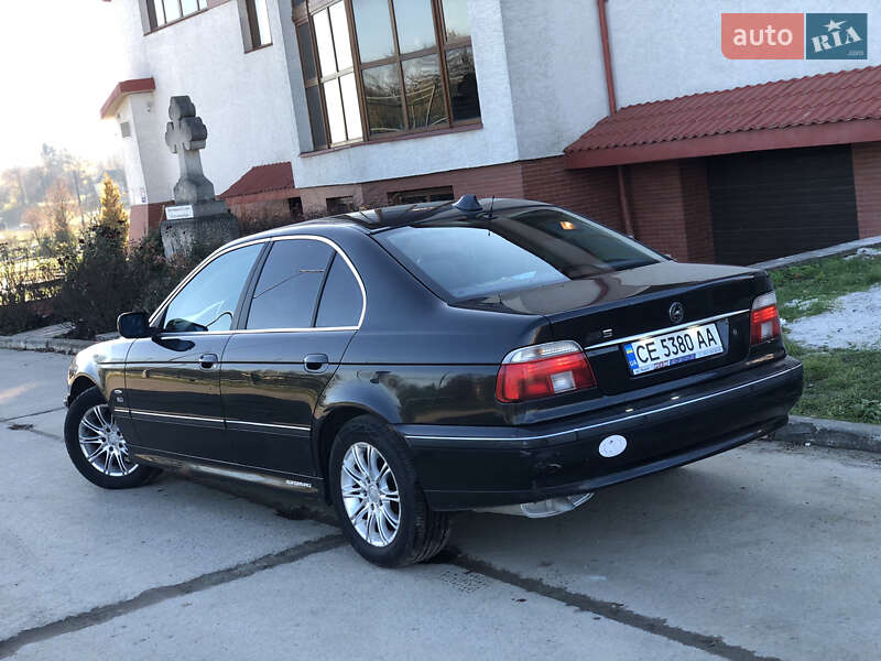 Седан BMW 5 Series 2000 в Львове