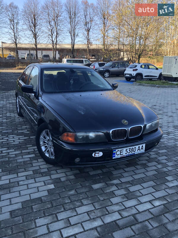 Седан BMW 5 Series 2000 в Львове