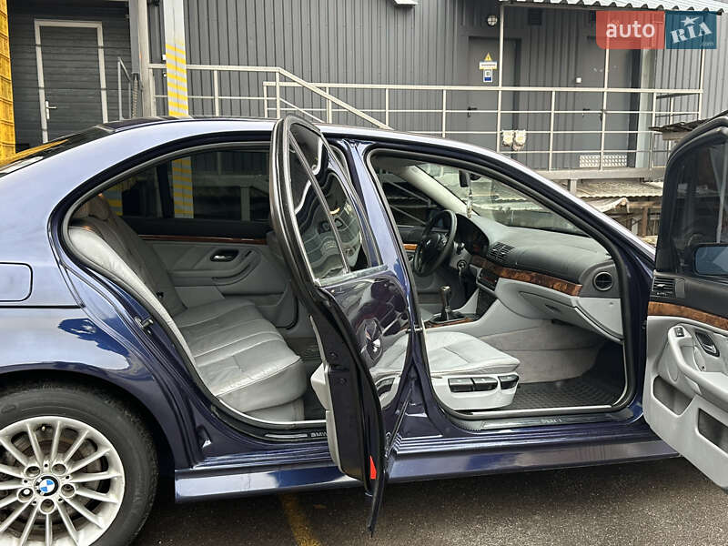 Седан BMW 5 Series 2001 в Тульчині