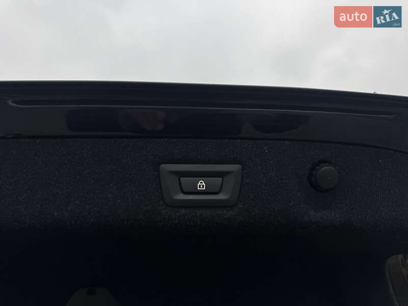 Седан BMW 5 Series 2017 в Житомире