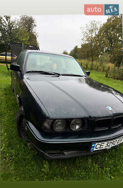 Седан BMW 5 Series 1995 в Кельменцах