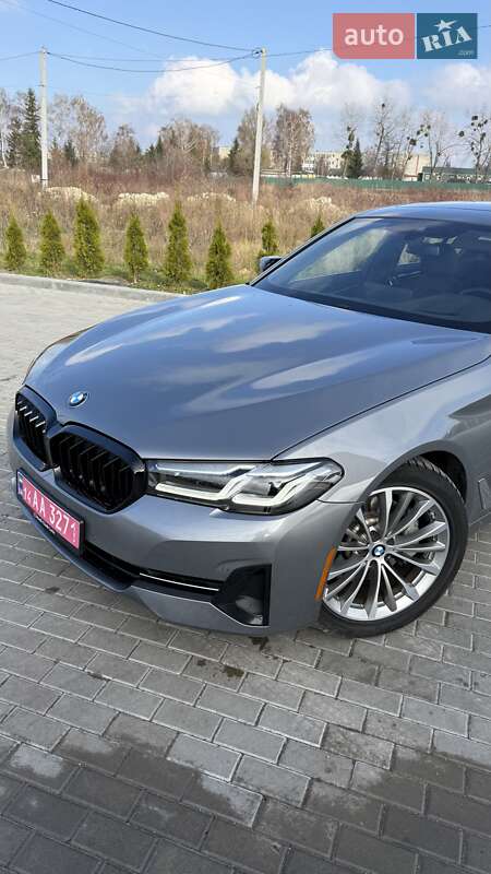 Седан BMW 5 Series 2023 в Львове