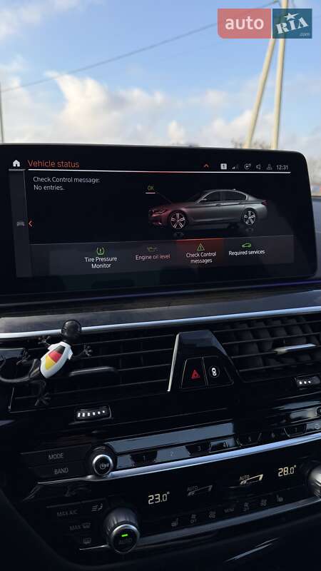 Седан BMW 5 Series 2023 в Львове