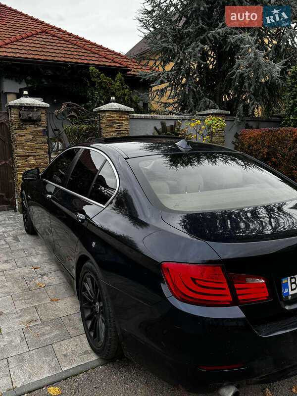Седан BMW 5 Series 2010 в Ужгороді фото 5 Седан BMW 5 Series 2010 в Ужгороді