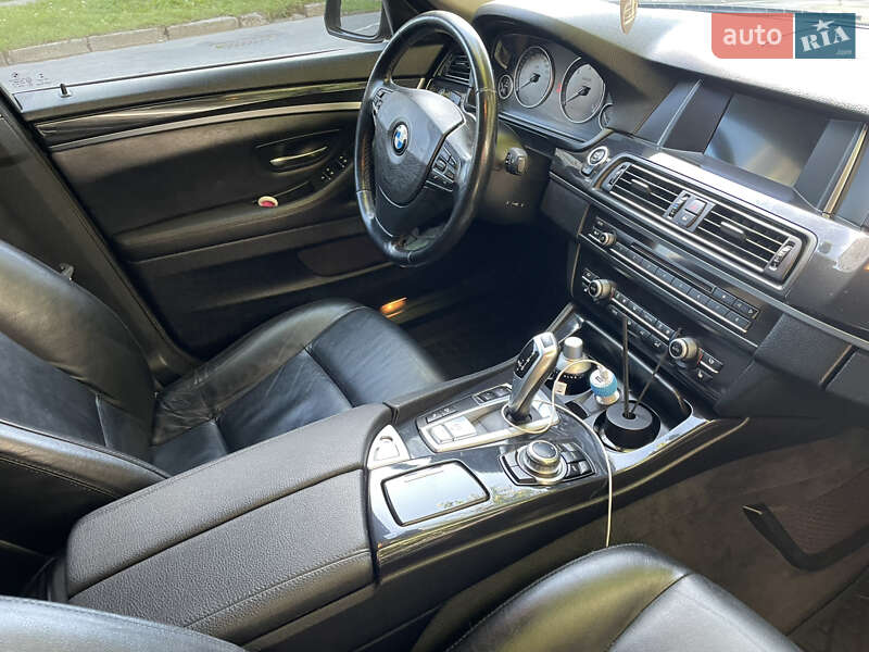 Седан BMW 5 Series 2014 в Львове