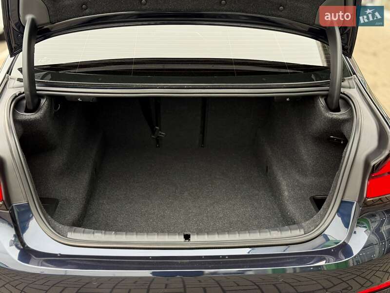 Седан BMW 5 Series 2019 в Києві фото 14 Седан BMW 5 Series 2019 в Києві