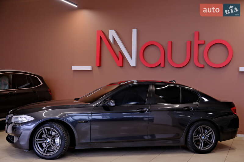 Седан BMW 5 Series 2013 в Одессе