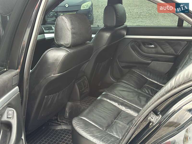 Седан BMW 5 Series 2001 в Харькове