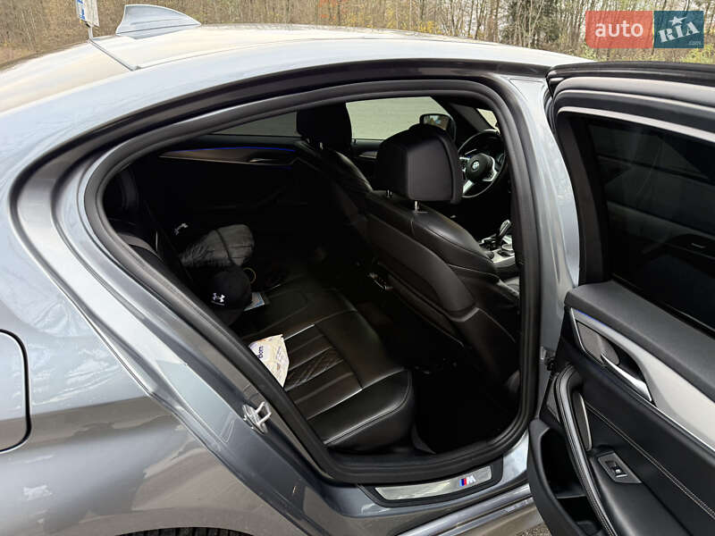 Седан BMW 5 Series 2018 в Тернополе