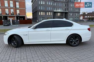 Седан BMW 5 Series 2011 в Львове