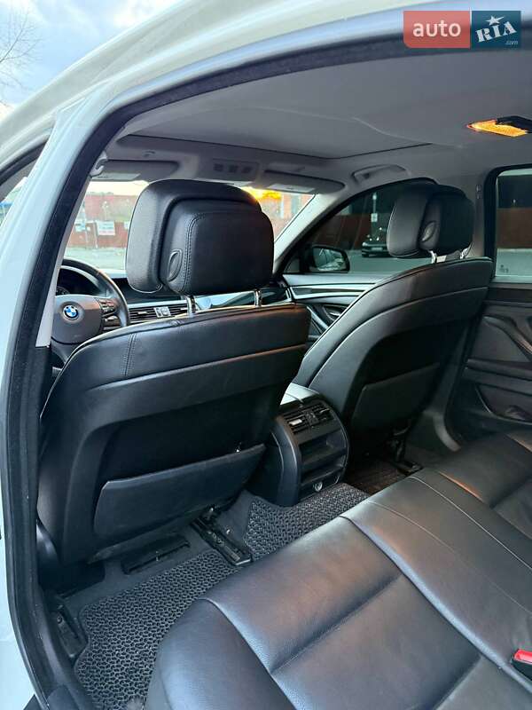 Седан BMW 5 Series 2011 в Львові фото 18 Седан BMW 5 Series 2011 в Львові
