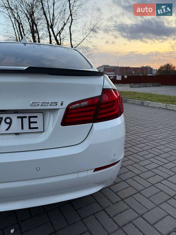 Седан BMW 5 Series 2011 в Львові фото 12 Седан BMW 5 Series 2011 в Львові