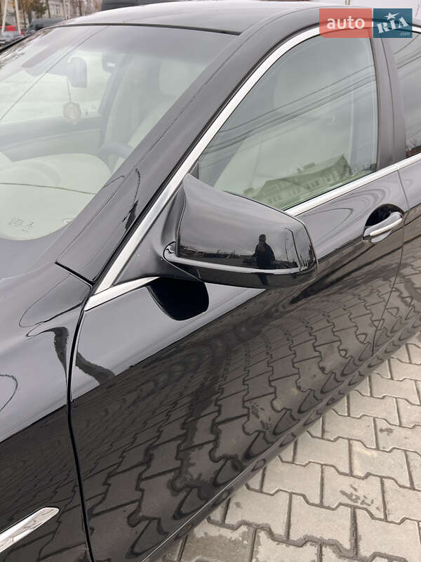 Седан BMW 5 Series 2011 в Чернівцях