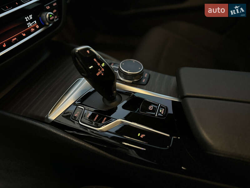 Универсал BMW 5 Series 2021 в Ужгороде фото 18 Универсал BMW 5 Series 2021 в Ужгороде