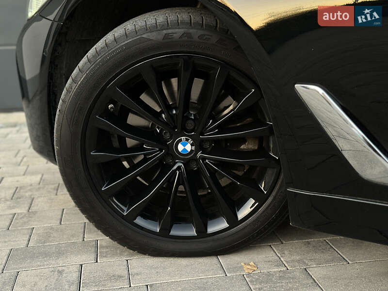 Универсал BMW 5 Series 2021 в Ужгороде фото 39 Универсал BMW 5 Series 2021 в Ужгороде