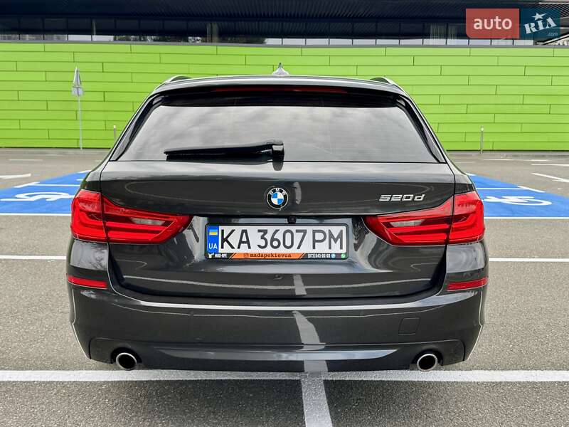 Універсал BMW 5 Series 2017 в Києві фото 18 Універсал BMW 5 Series 2017 в Києві
