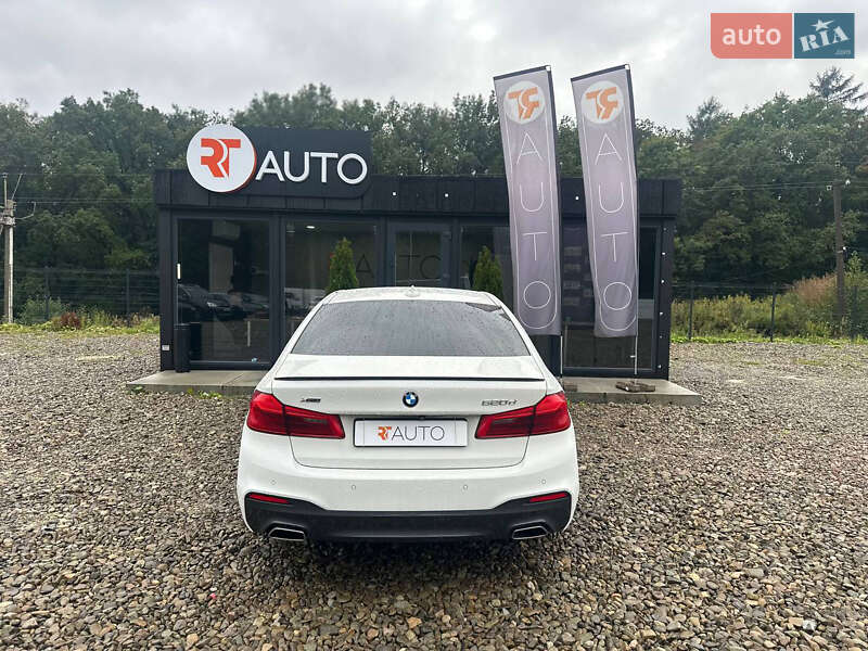 Седан BMW 5 Series 2017 в Львове