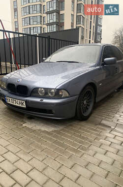 Седан BMW 5 Series 2002 в Хмельницком