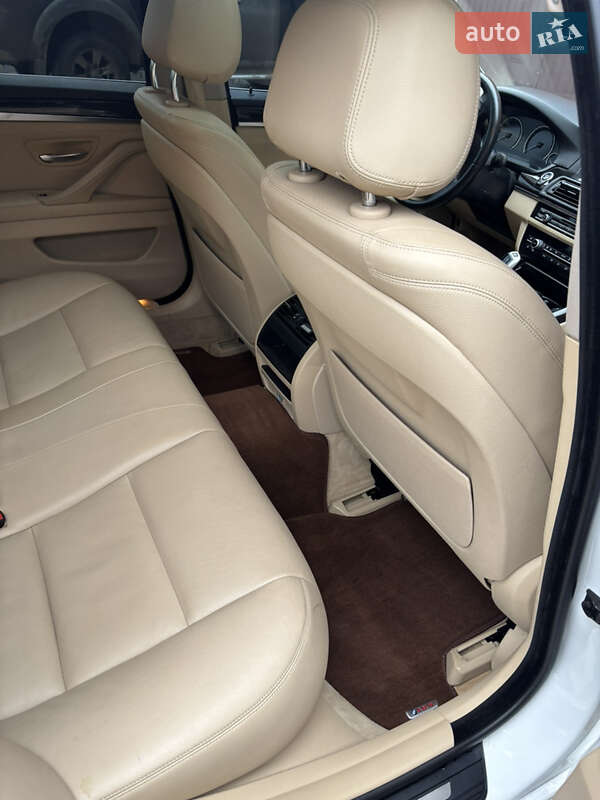 Седан BMW 5 Series 2014 в Харькове