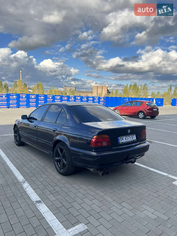 Седан BMW 5 Series 1997 в Виннице