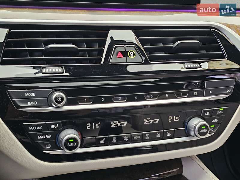 Седан BMW 5 Series 2019 в Киеве