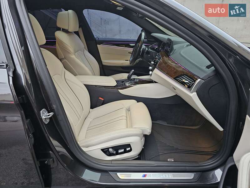 Седан BMW 5 Series 2019 в Киеве