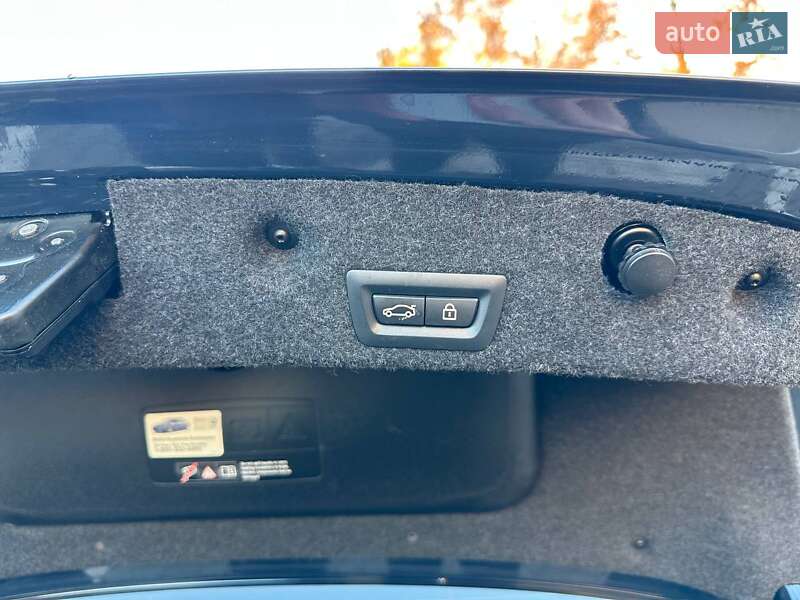 Седан BMW 5 Series 2015 в Луцке