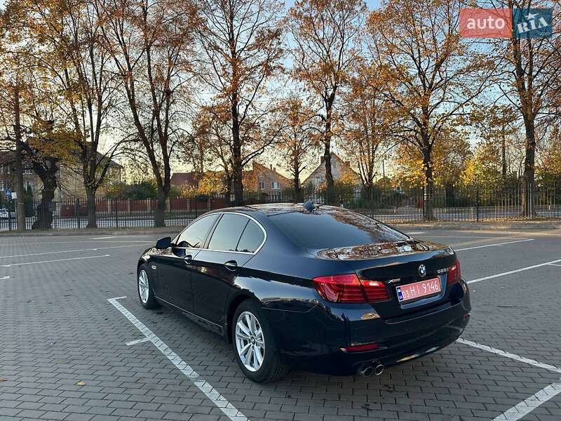 Седан BMW 5 Series 2015 в Луцке