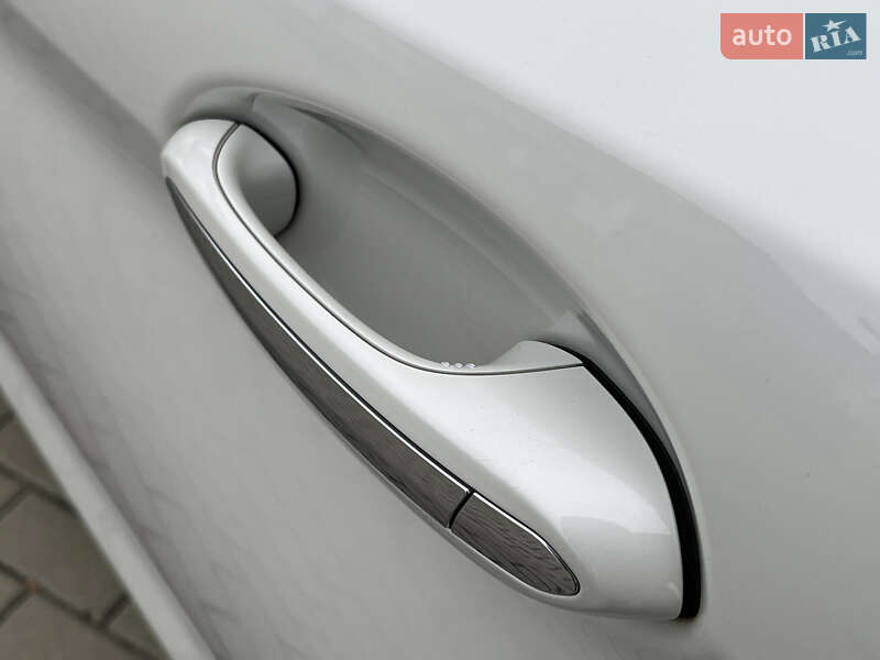 Седан BMW 5 Series 2017 в Ковеле