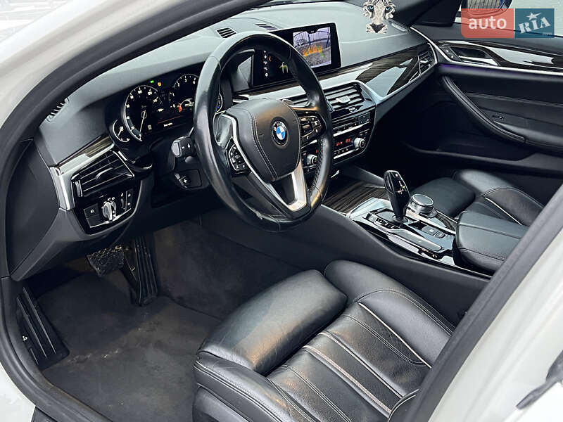 Седан BMW 5 Series 2017 в Ковеле